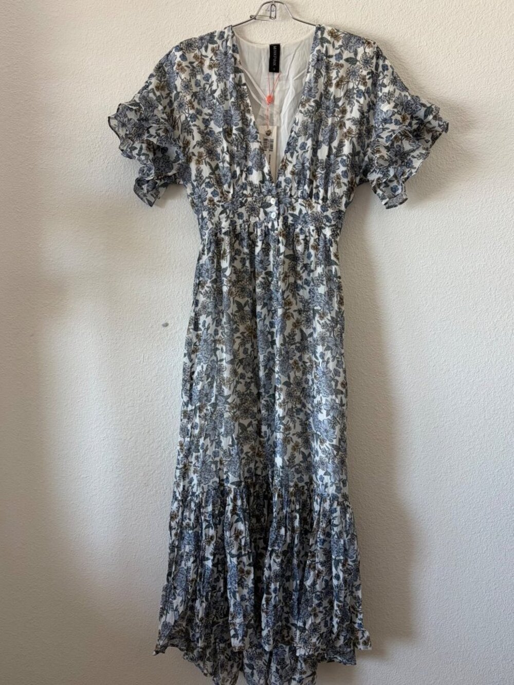 MINKPINK Floral Midi Dress Womens S White Blue Cottagecore Ruffle Sleeve NWT